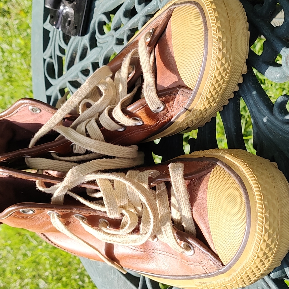 Kids Brown High-Top Sneakers